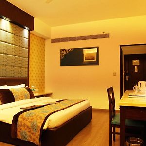 Royal Club Room